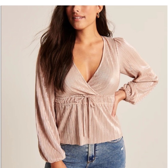 Abercrombie long sleeve tie front top - Picture 1 of 4